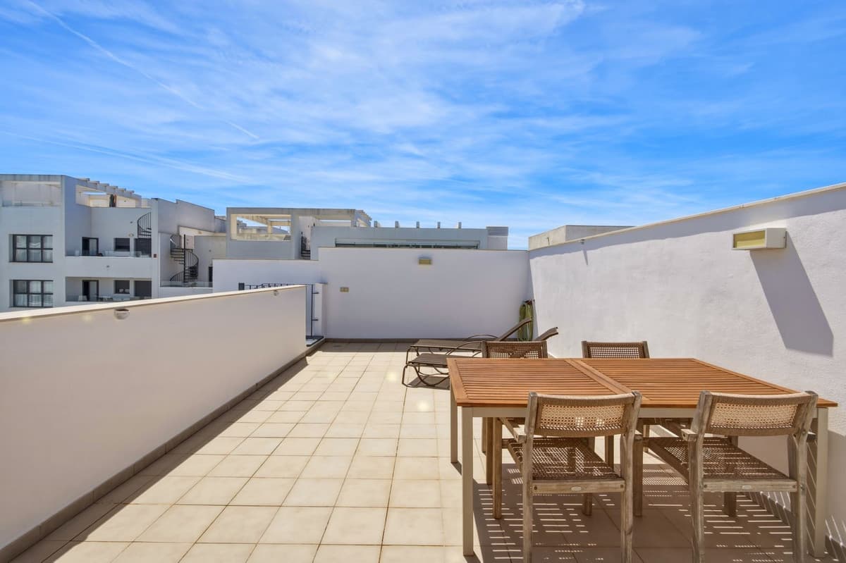 Penthouse in Estepona — photo 3 of 10