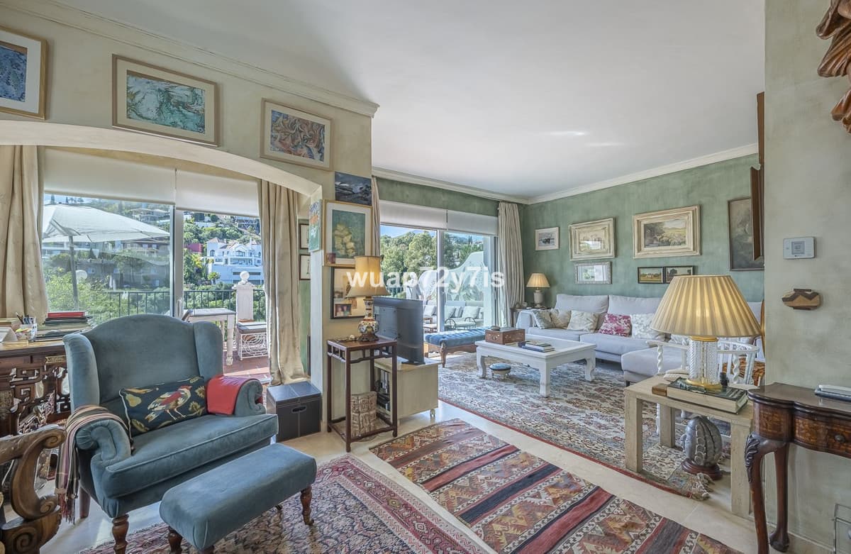 Semi-Detached House in La Quinta — photo 4 of 10