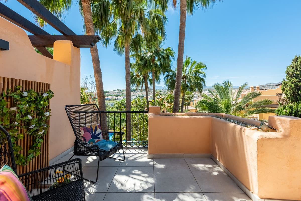 Penthouse Duplex in Atalaya — photo 5 of 10