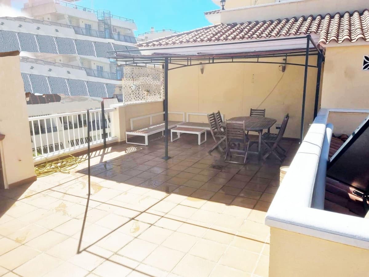 Penthouse in Benalmadena Costa — photo 3 of 10