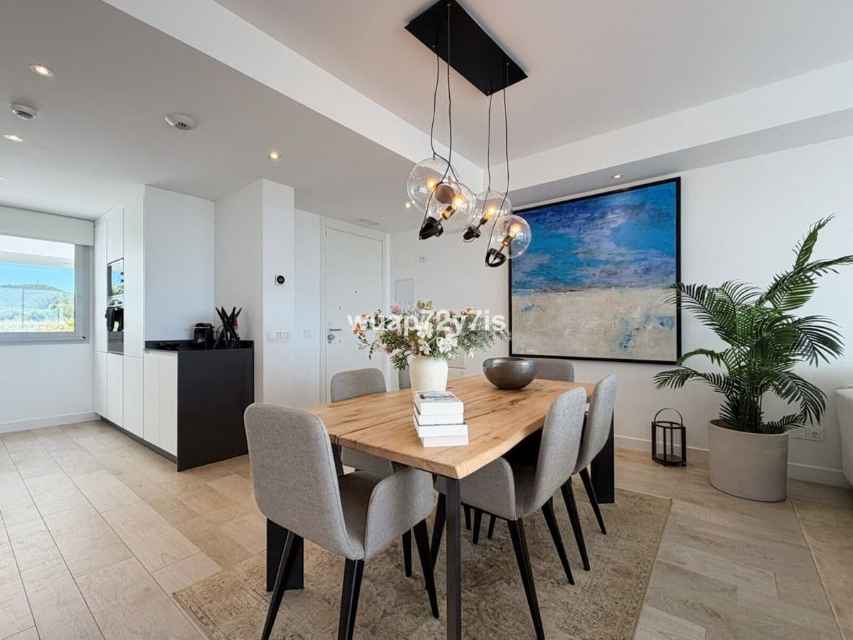 Top Floor Apartment in Casares — photo 4 of 10