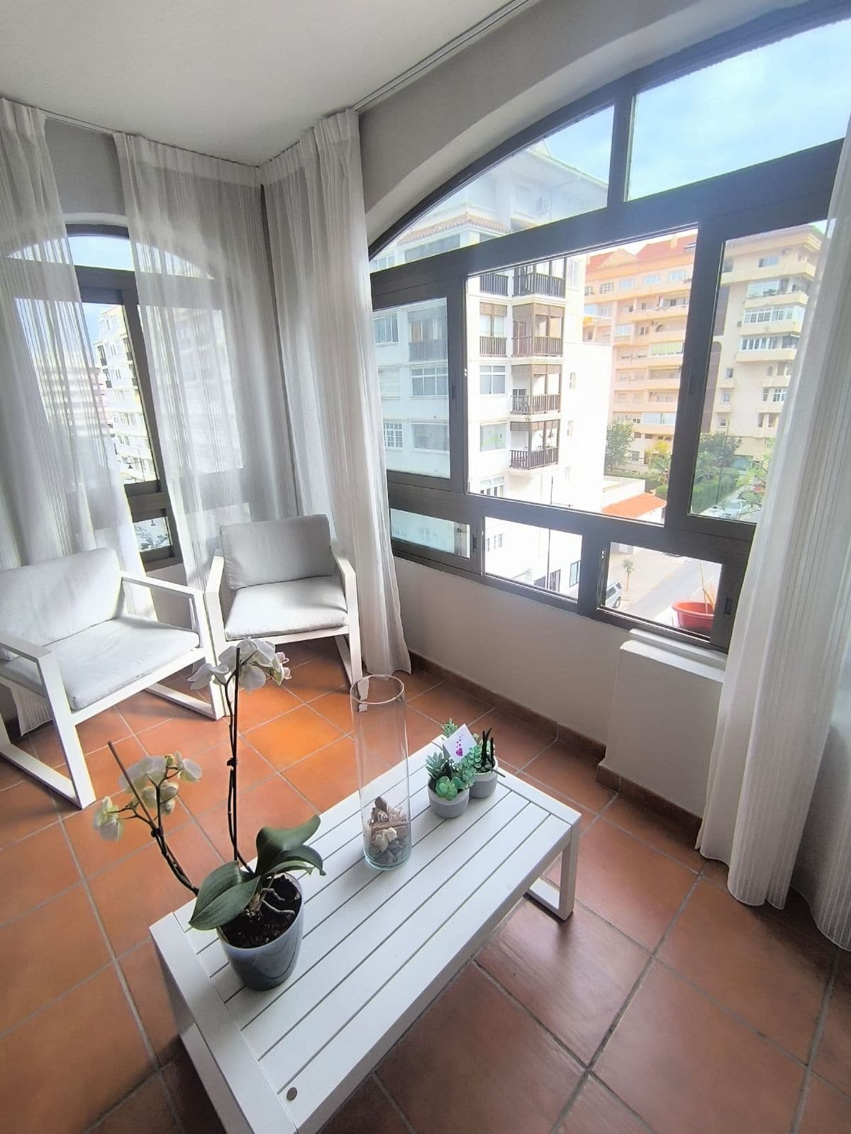 Middle Floor Apartment in Fuengirola — photo 1 of 10