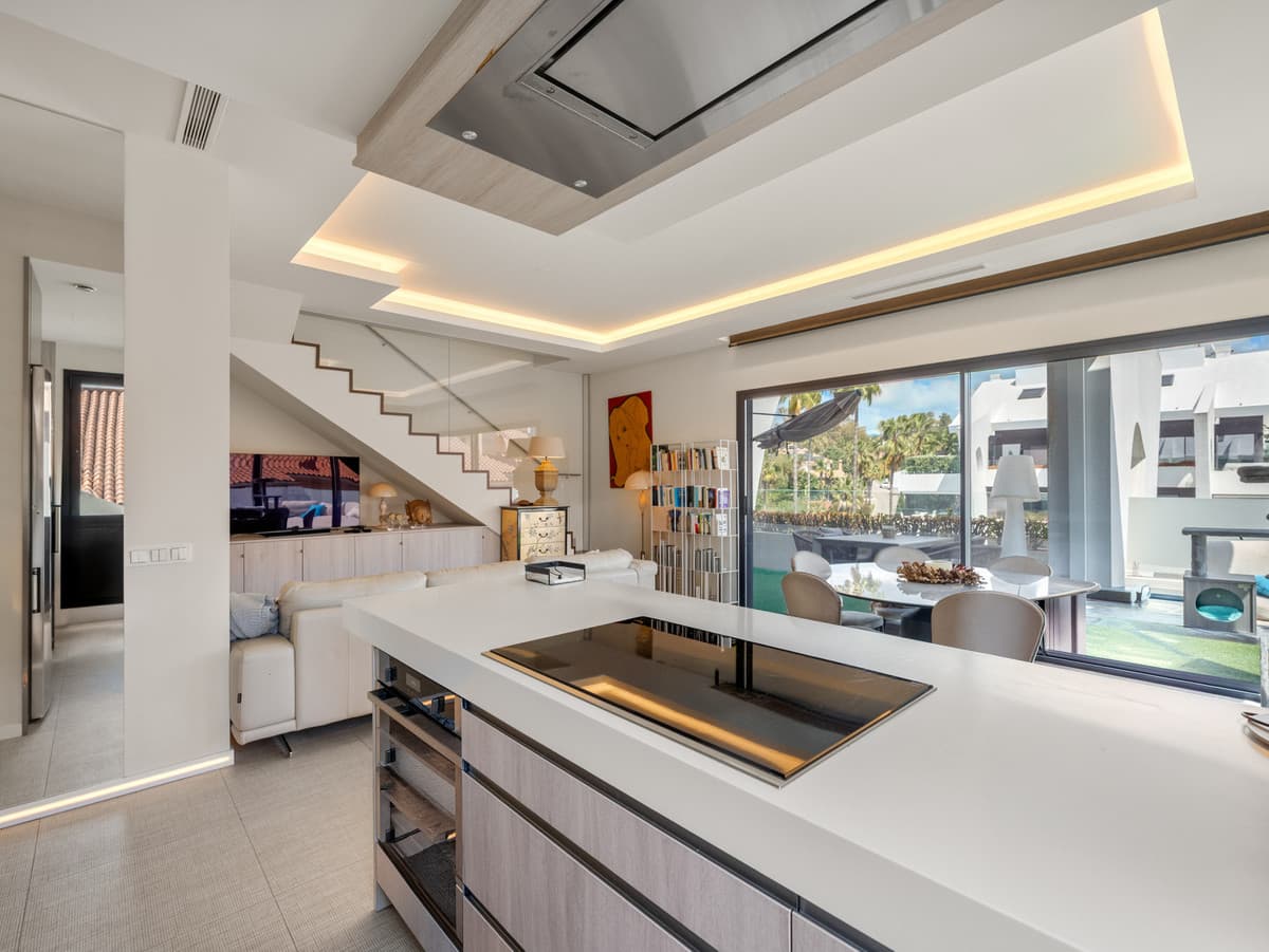 Penthouse Duplex in Cabopino — photo 5 of 10