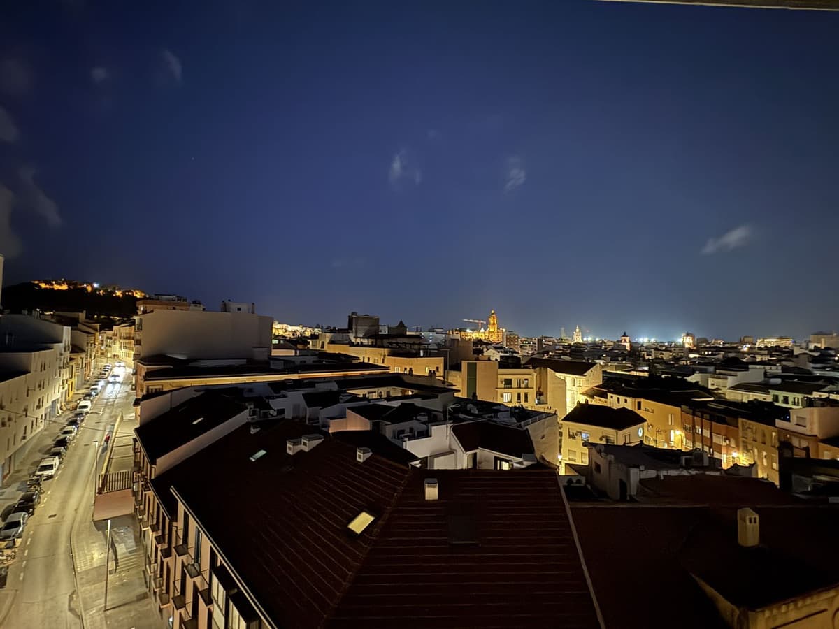 Middle Floor Apartment in Málaga Centro — photo 5 of 10