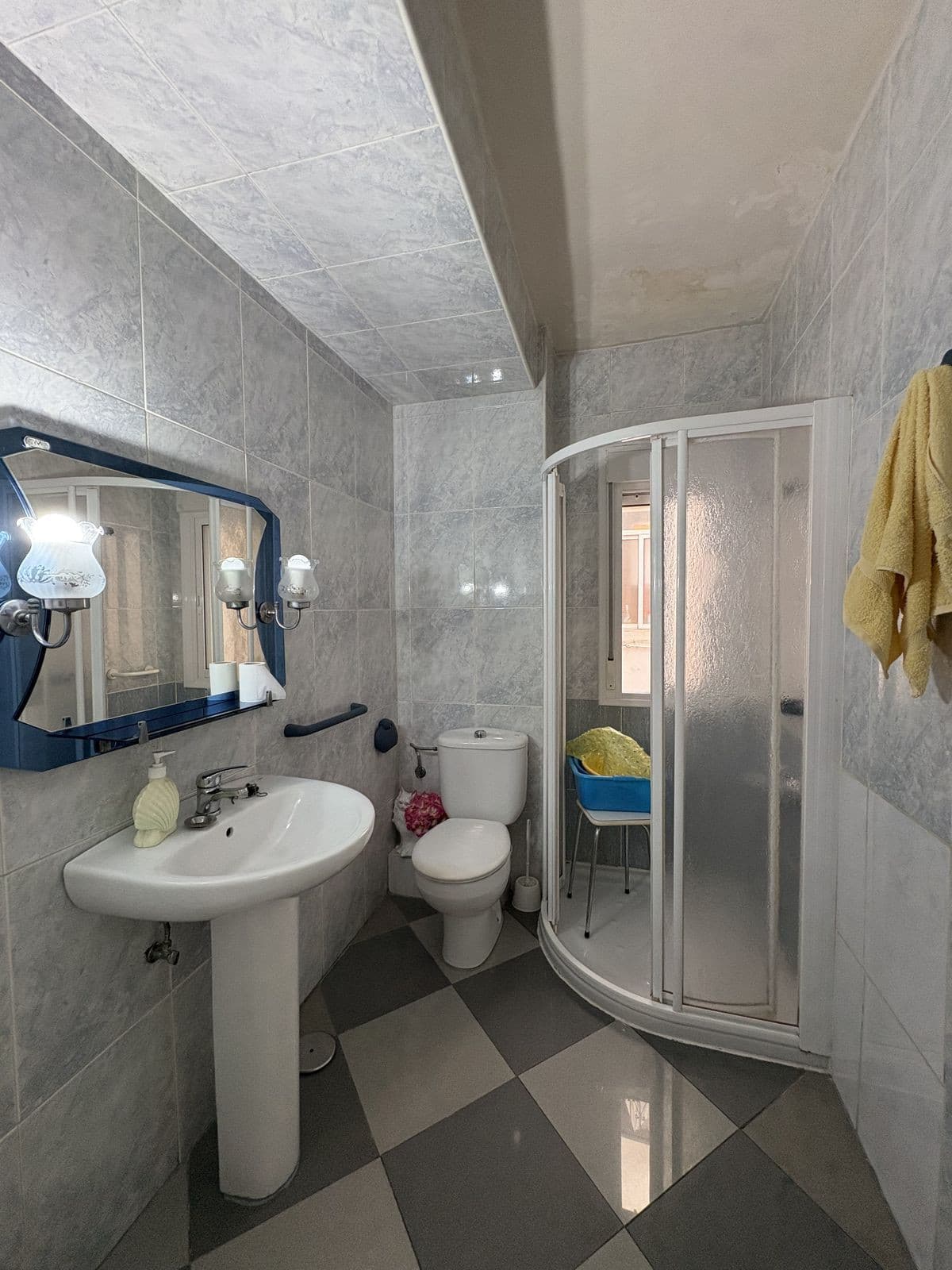Middle Floor Apartment in Málaga Centro — photo 10 of 10