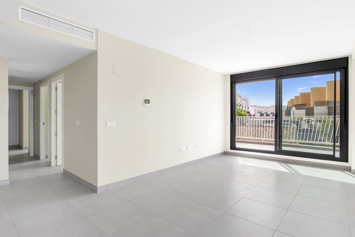 Middle Floor Apartment in La Cala de Mijas — photo 10 of 10