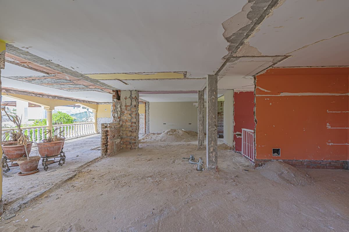 Semi-Detached House in Nagüeles — photo 10 of 10