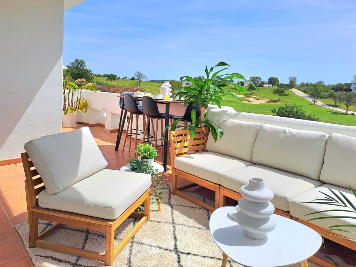 Middle Floor Apartment in Valle Romano — photo 1 of 10