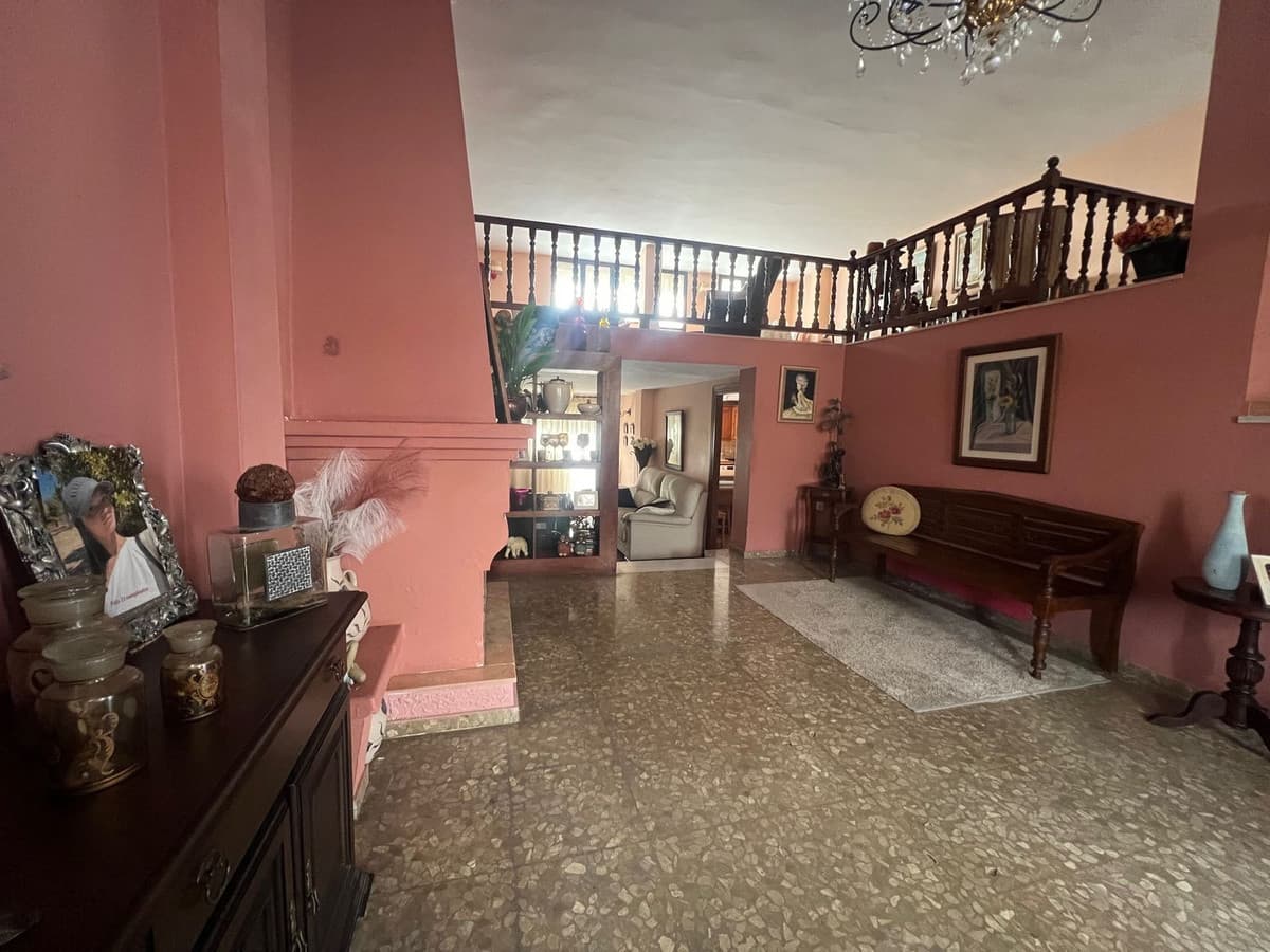 Semi-Detached House in Estepona — photo 3 of 10