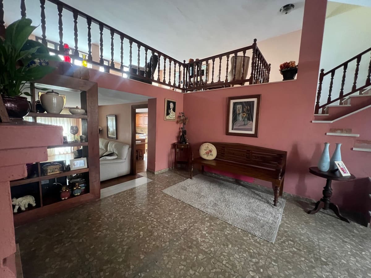 Semi-Detached House in Estepona — photo 4 of 10