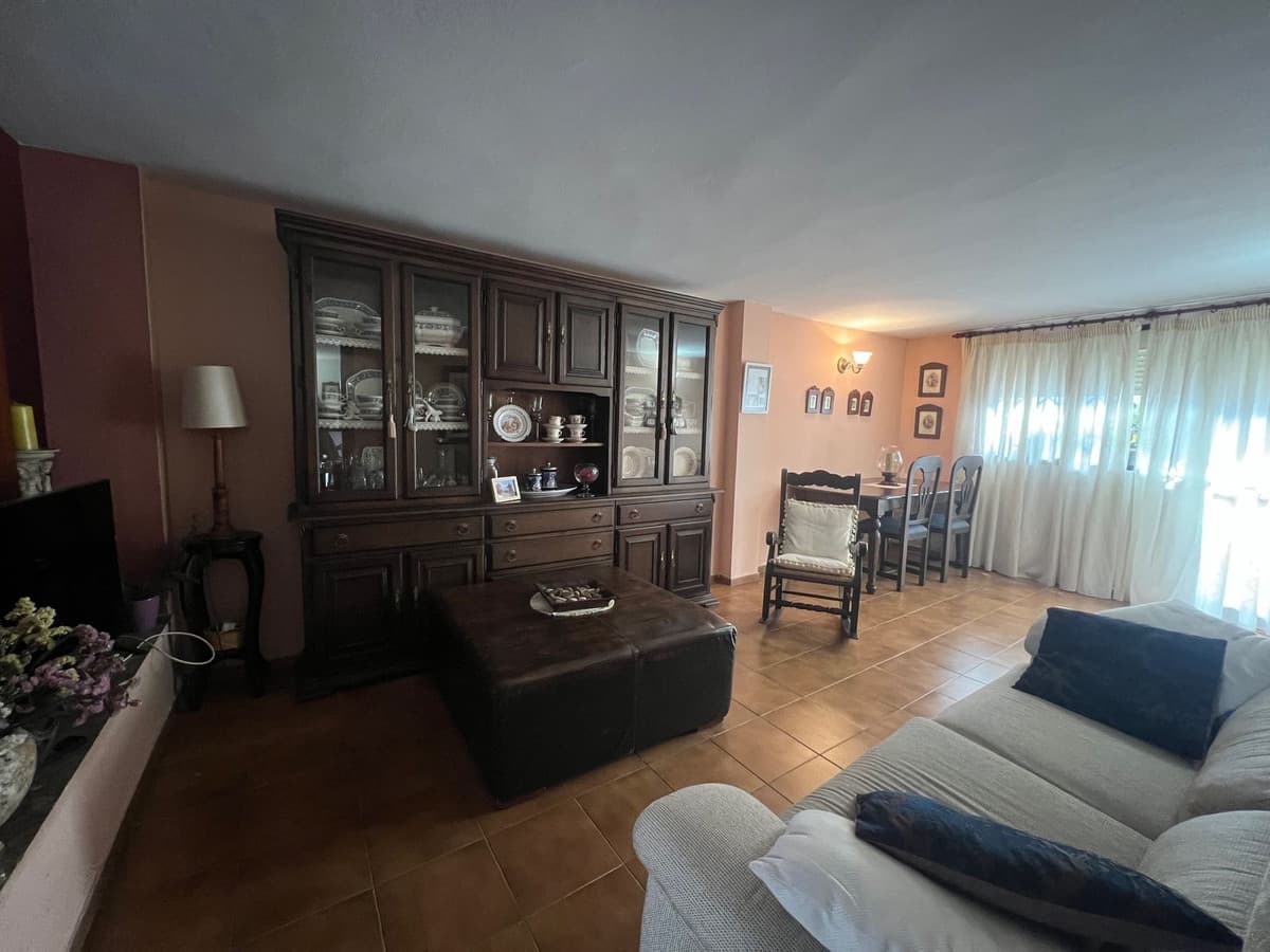Semi-Detached House in Estepona — photo 6 of 10