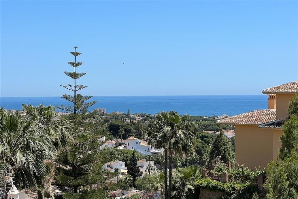 Semi-Detached House in Mijas — photo 1 of 10