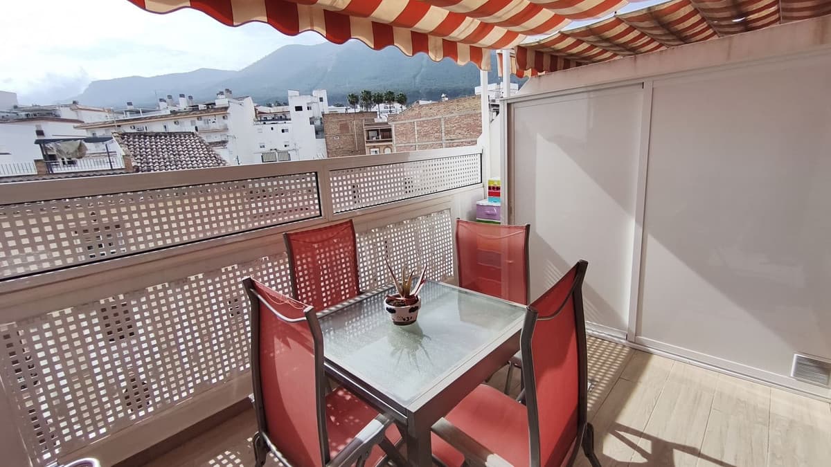 Penthouse in Alhaurín el Grande — photo 2 of 10