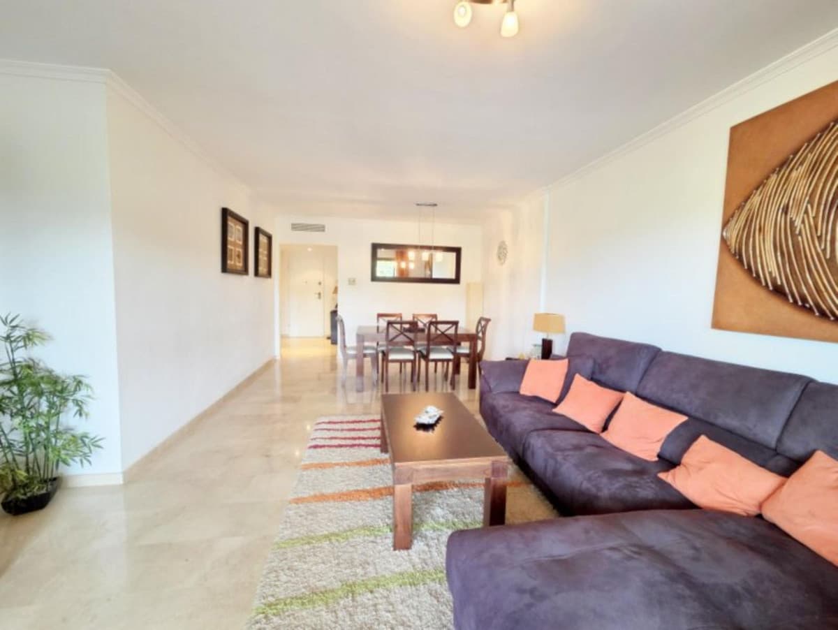 Ground Floor Apartment in Casares — photo 3 of 10