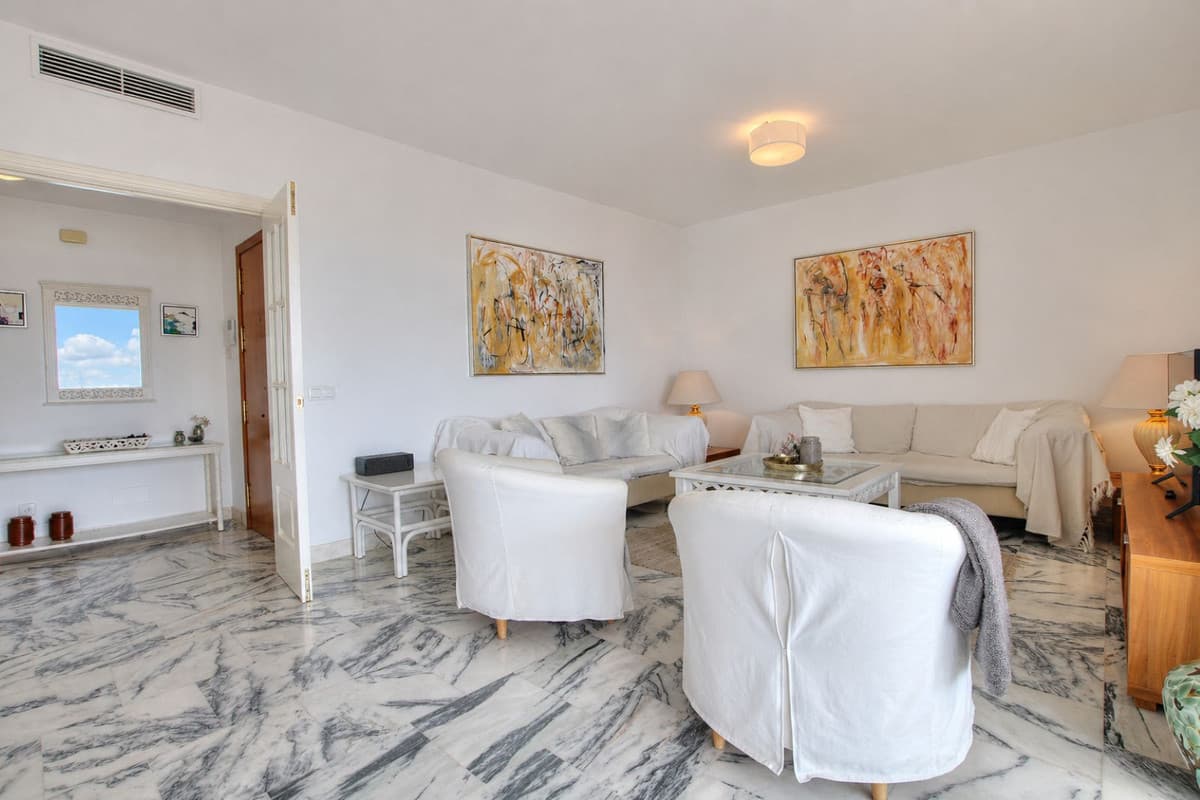 Penthouse in La Cala de Mijas — photo 5 of 10