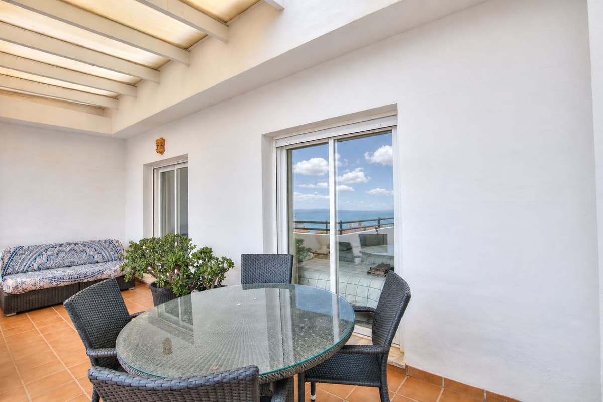 Penthouse in La Cala de Mijas — photo 10 of 10