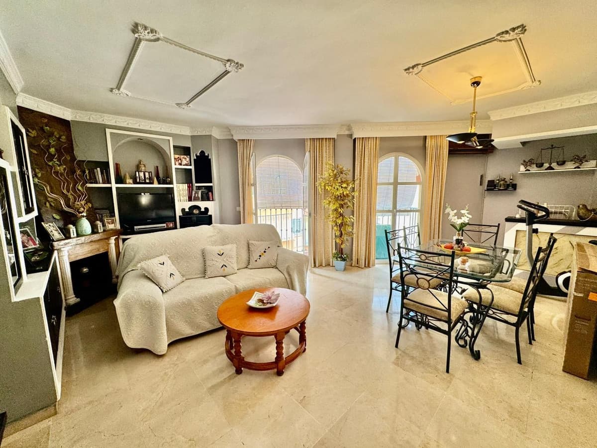 Top Floor Apartment in Fuengirola — photo 4 of 10
