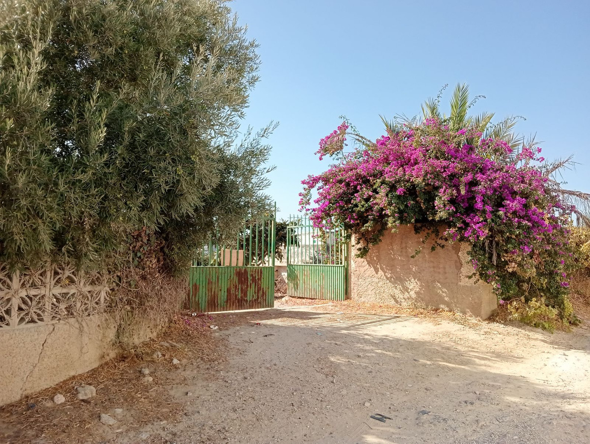 Residential Plot in Estación de Campanillas — photo 2 of 10