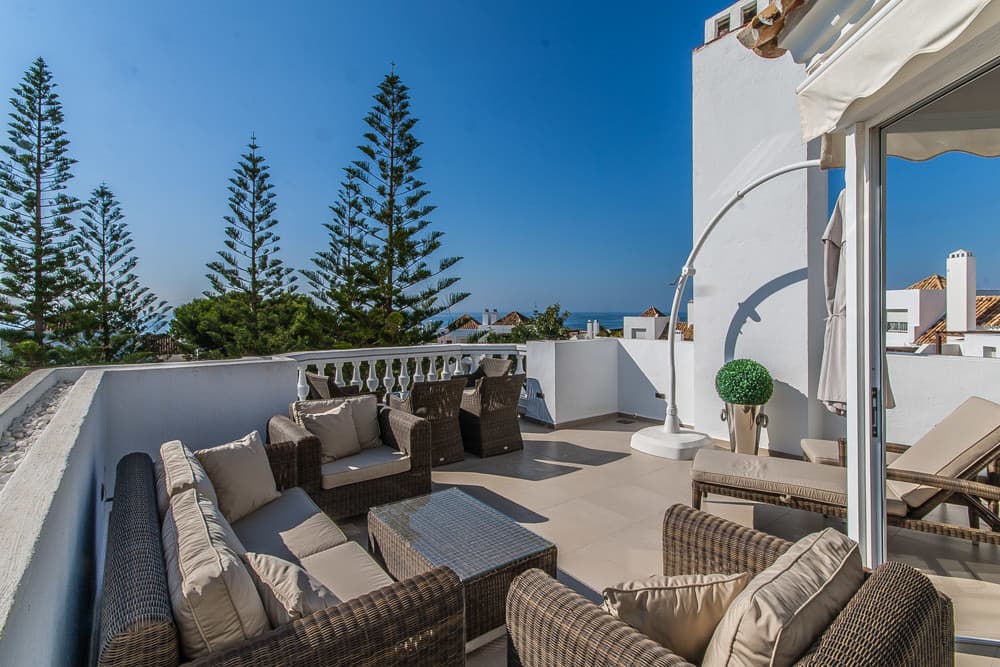 Penthouse in Elviria — photo 2 of 10