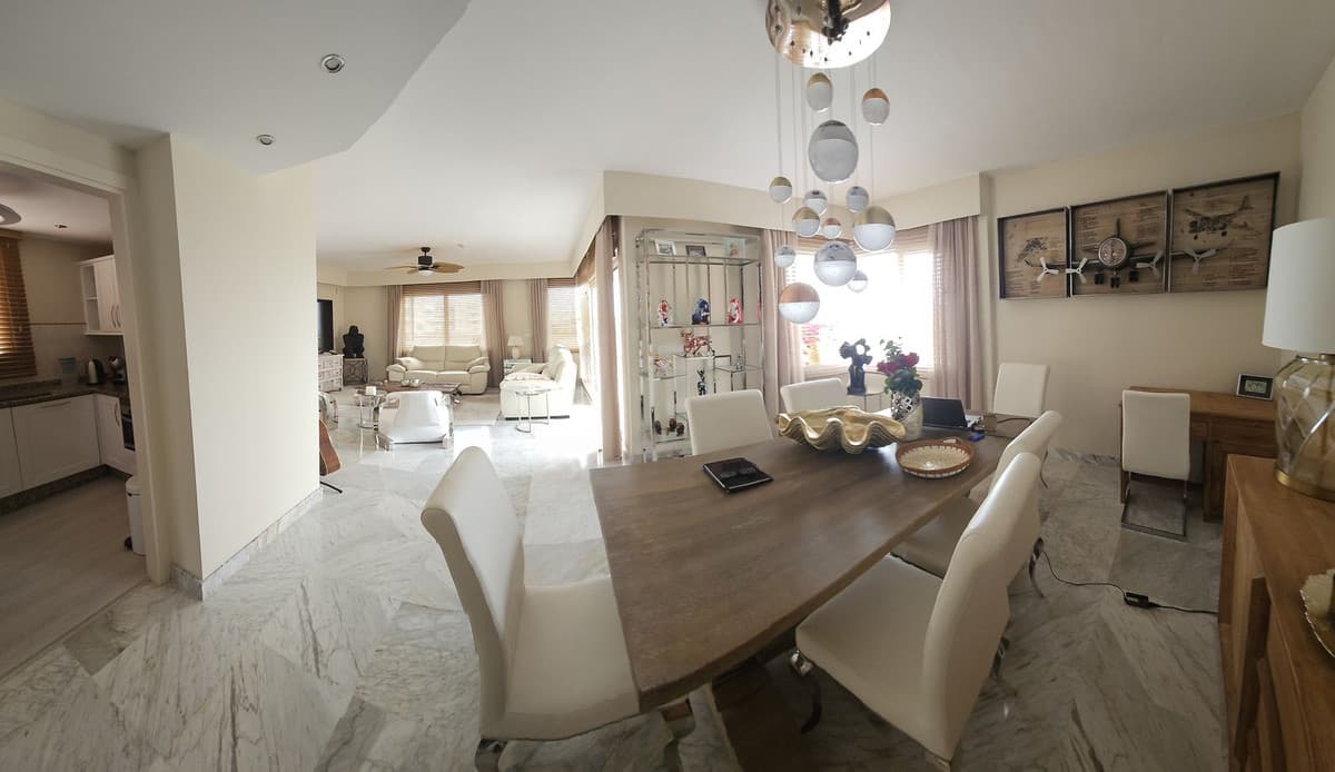 Penthouse in Alhaurín de la Torre — photo 1 of 10