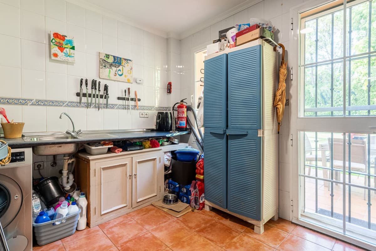 Detached Villa in Nueva Andalucía — photo 3 of 10