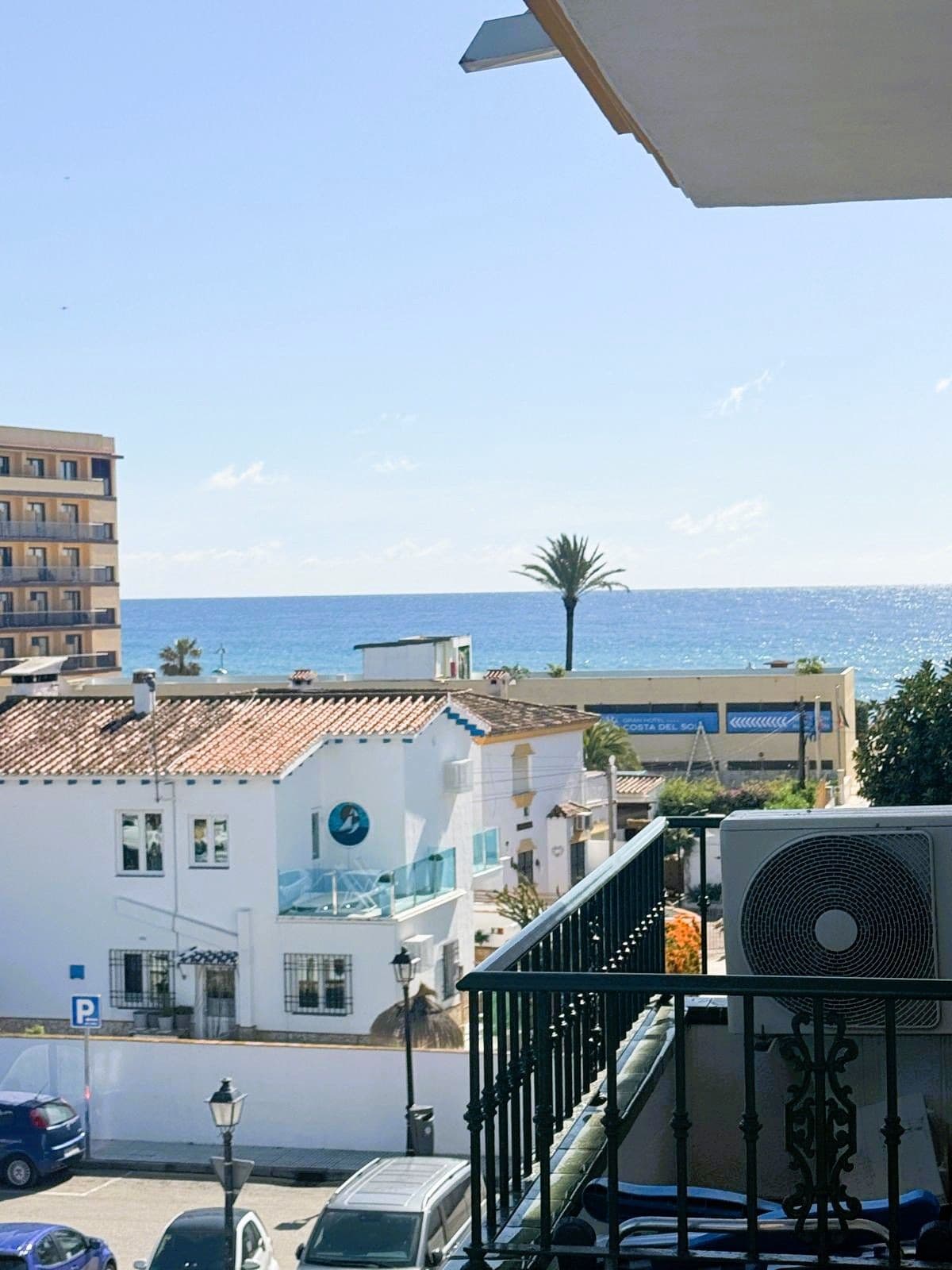 Middle Floor Apartment in La Cala de Mijas — photo 1 of 10