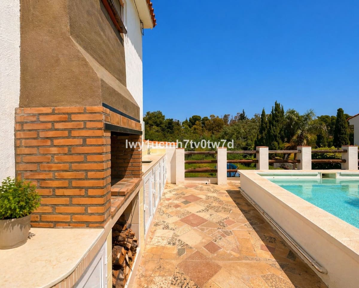 Detached Villa in Churriana — photo 4 of 10