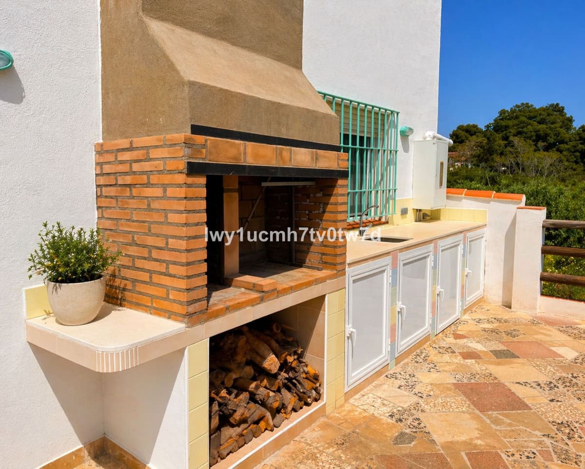 Detached Villa in Churriana — photo 5 of 10