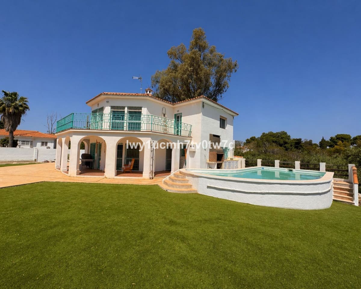 Detached Villa in Churriana — photo 7 of 10