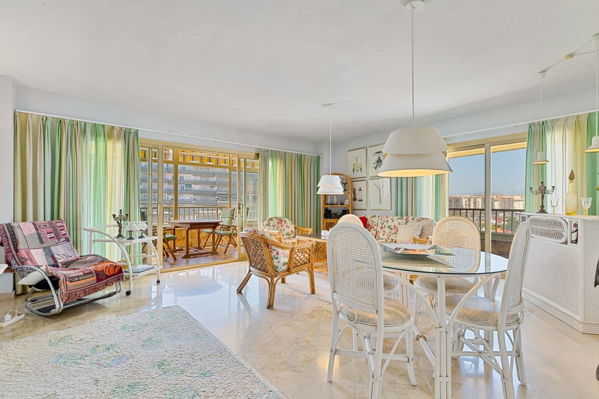 Middle Floor Apartment in Fuengirola — photo 6 of 10