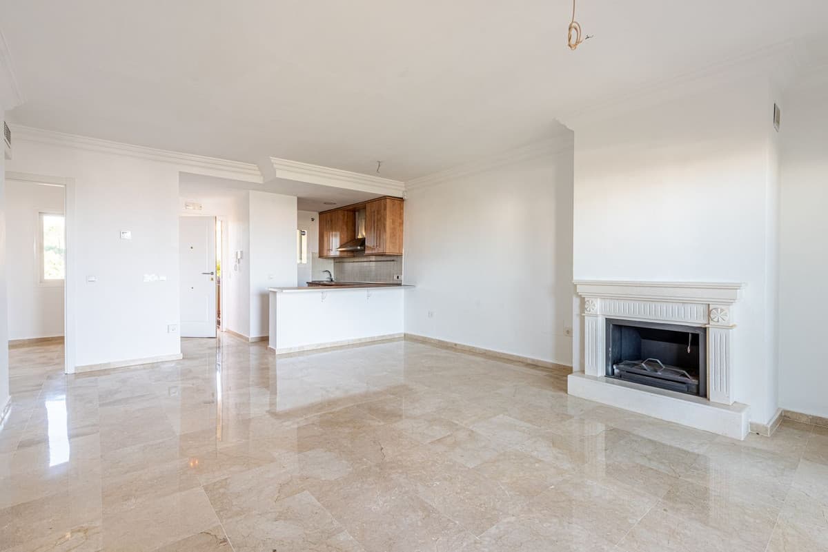 Middle Floor Apartment in Selwo — photo 6 of 10