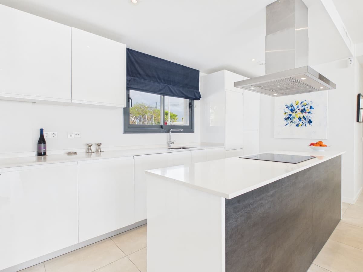 Ground Floor Apartment in Estepona — photo 4 of 10