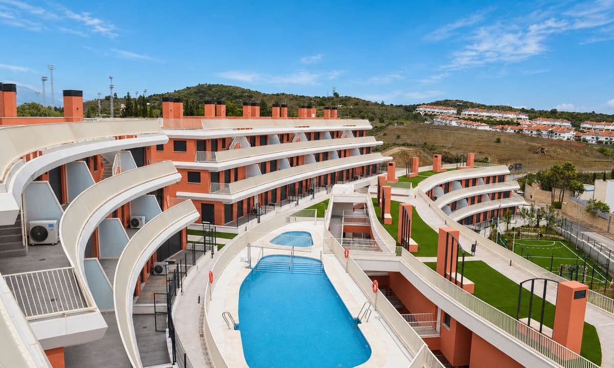 Top Floor Apartment in La Cala de Mijas — photo 8 of 10