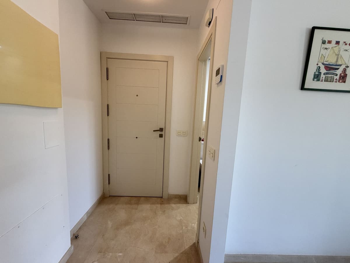Ground Floor Apartment in Estepona — photo 8 of 10