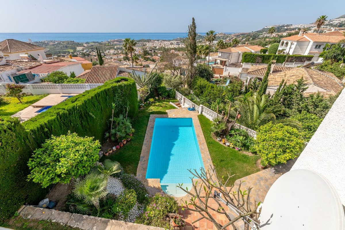 Detached Villa in Benalmadena — photo 2 of 10