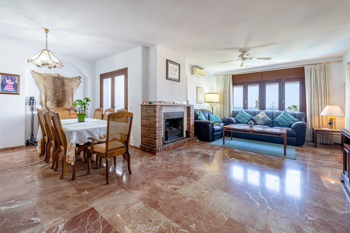 Detached Villa in Benalmadena — photo 5 of 10