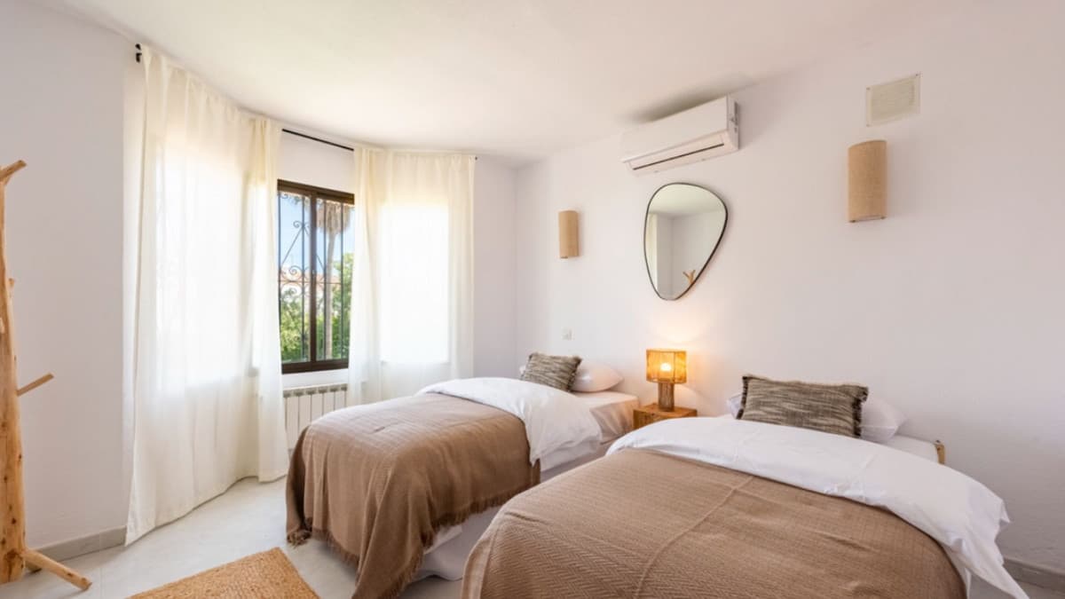 Detached Villa in Estepona — photo 9 of 10