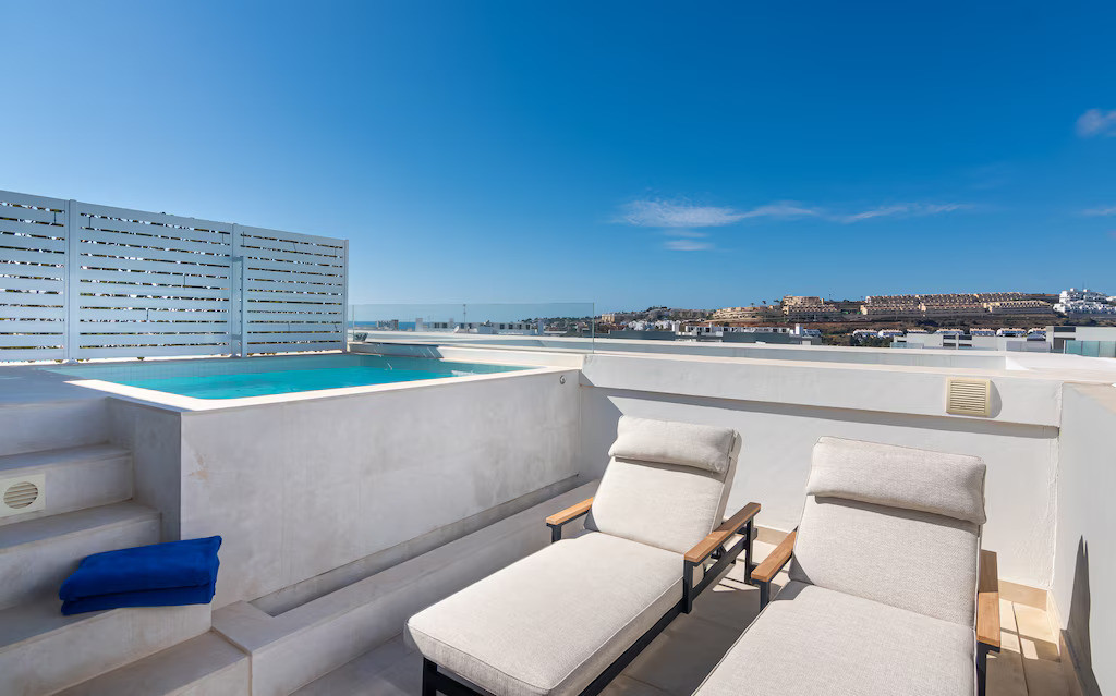 Townhouse in La Cala de Mijas — photo 1 of 10