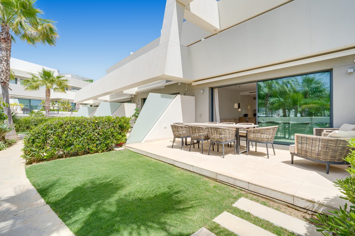 Townhouse in La Cala de Mijas — photo 2 of 10