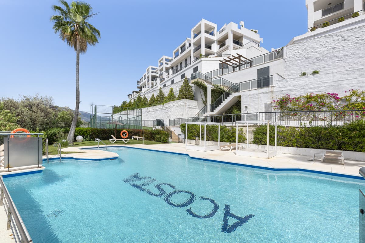 Penthouse in Benahavís — photo 4 of 10
