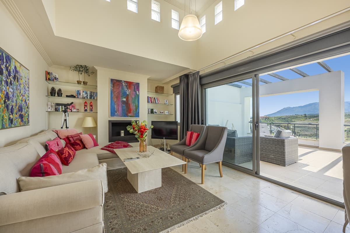 Penthouse in Benahavís — photo 6 of 10