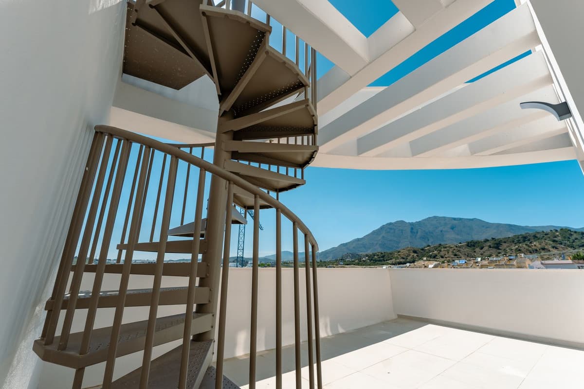 Penthouse Duplex in Estepona — photo 9 of 10