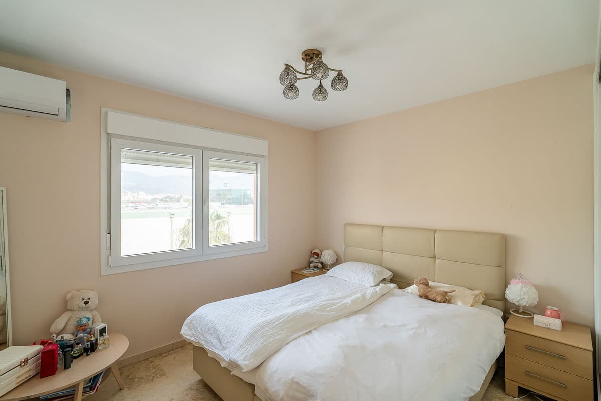 Middle Floor Apartment in Fuengirola — photo 4 of 10