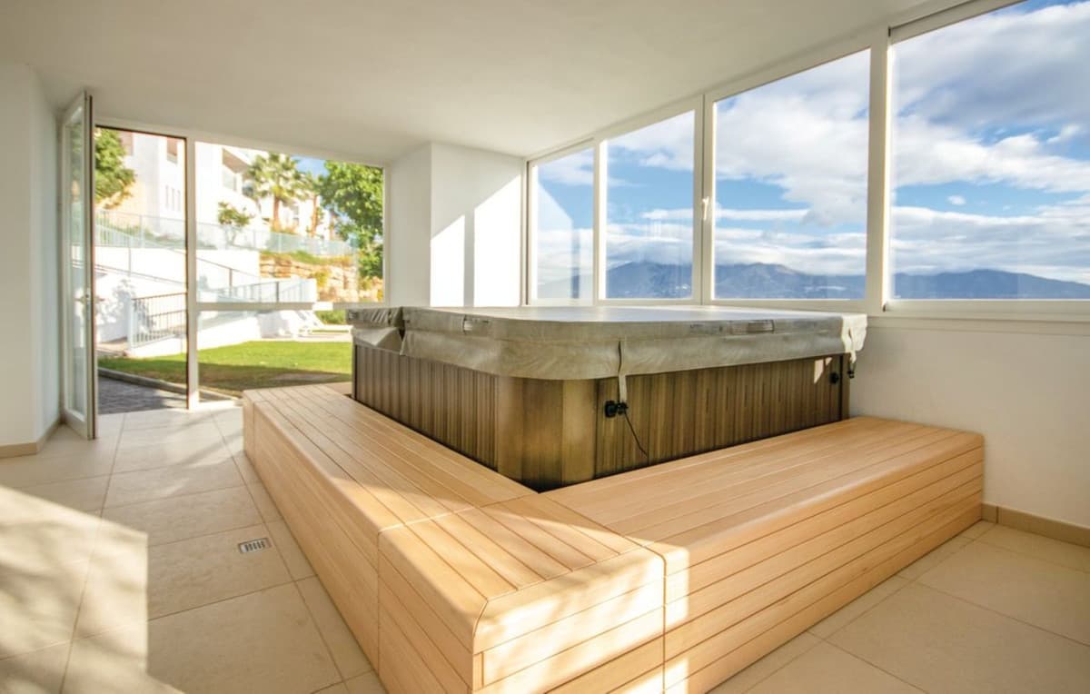 Penthouse Duplex in La Cala de Mijas — photo 9 of 10