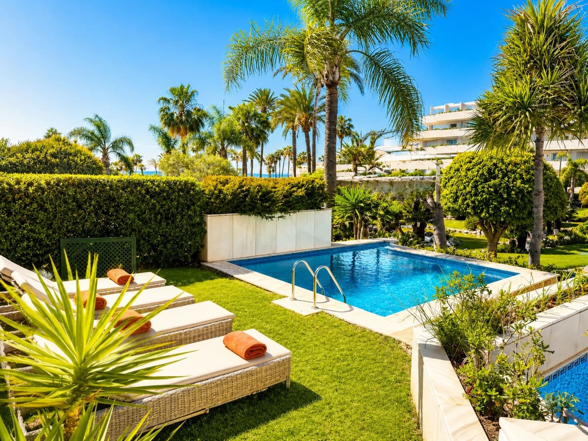 Ground Floor Apartment in Puerto Banús — photo 1 of 10