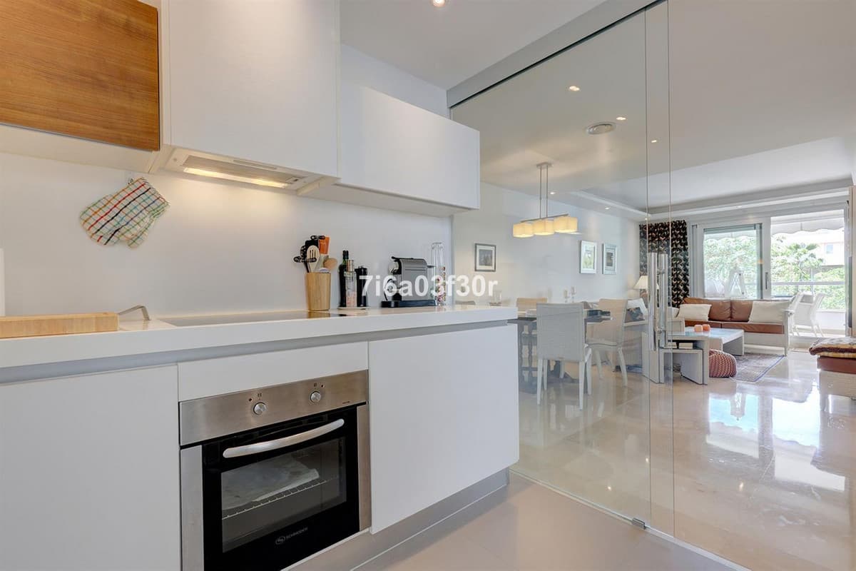 Penthouse in San Pedro de Alcántara — photo 8 of 10