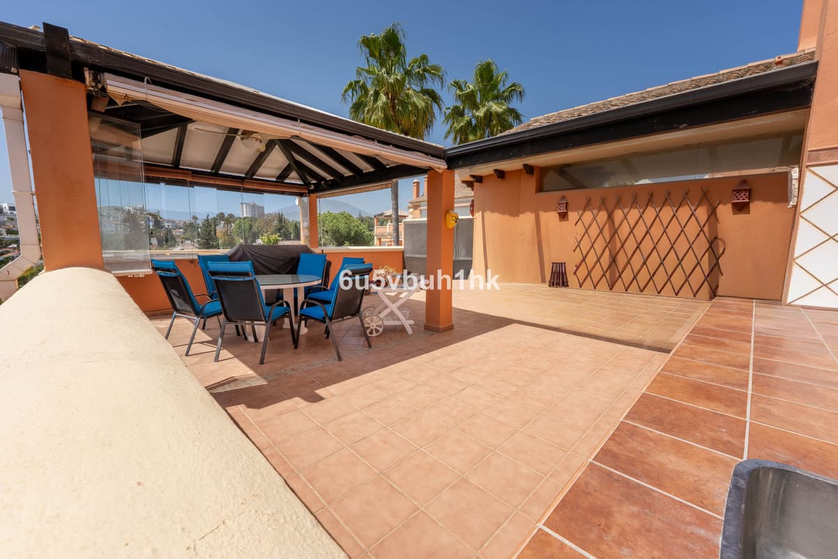 Penthouse Duplex in Marbella — photo 2 of 10