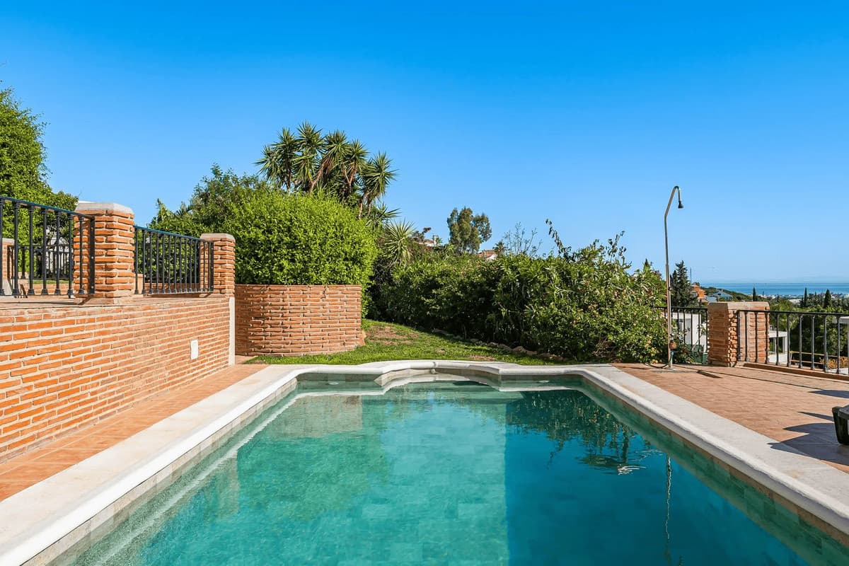 Detached Villa in Estepona — photo 4 of 10