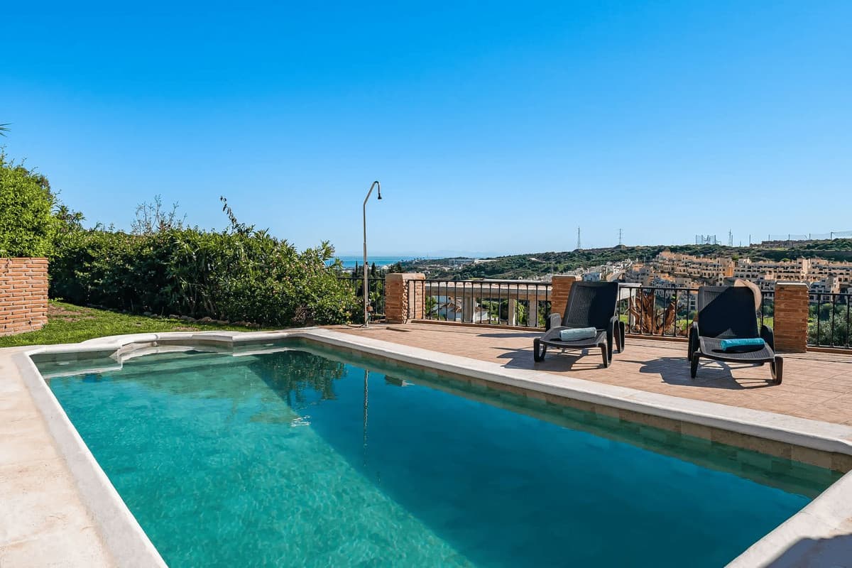 Detached Villa in Estepona — photo 6 of 10