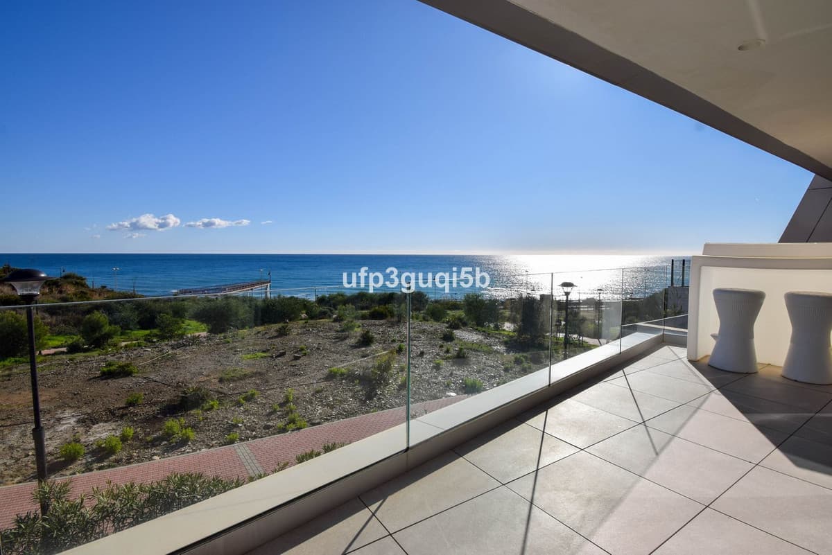 Semi-Detached House in Mijas Costa — photo 5 of 10